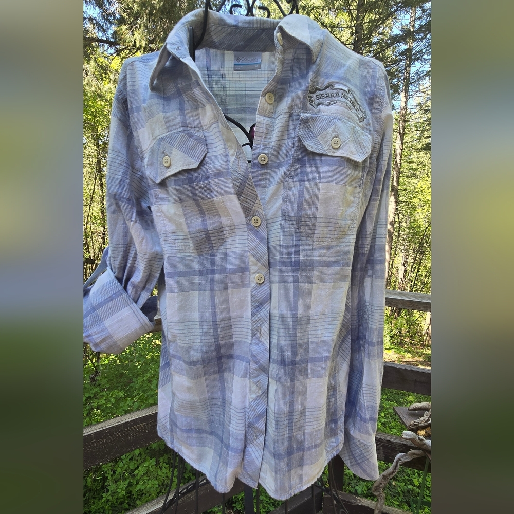 Columbia Blue&White Fitted Long Sleeve Button Down Shirt Sierra Nevada SzM - Picture 2 of 9